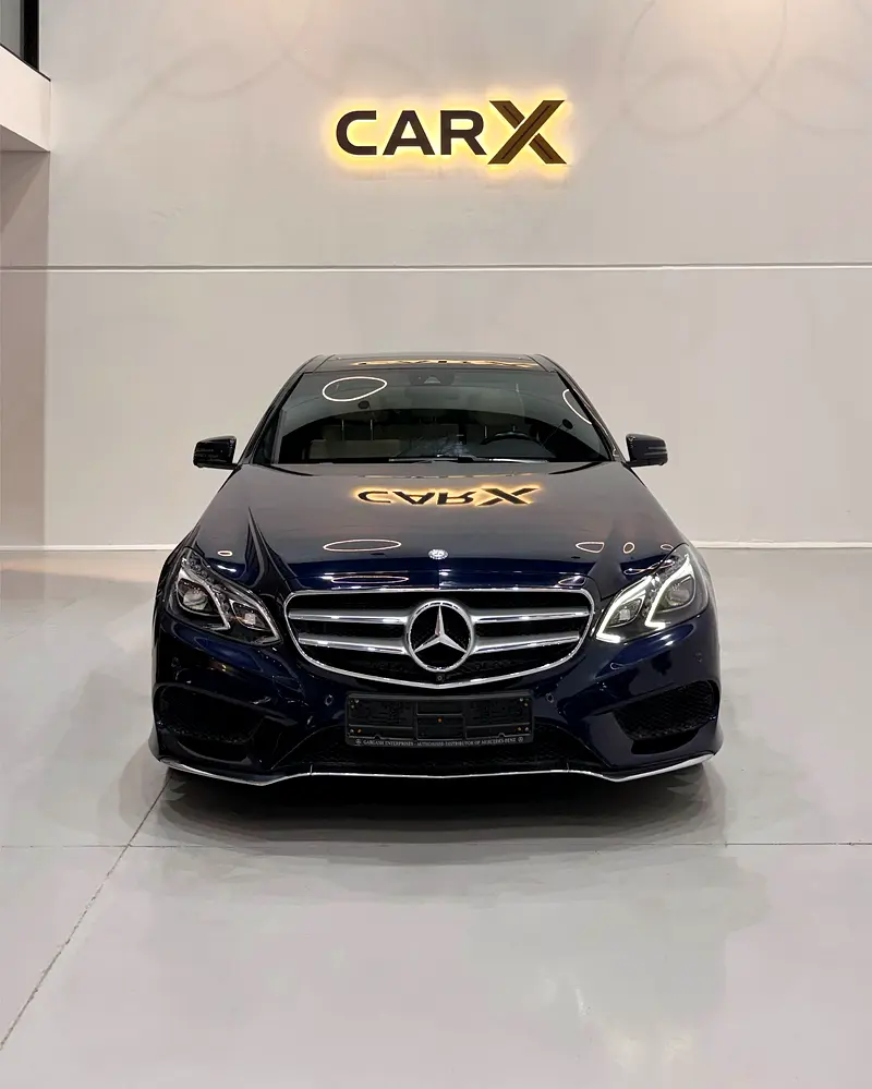 Mercedes-Benz E300 | E-Class | GCC | Premium Sedan | Excellent Condition. - Image 4