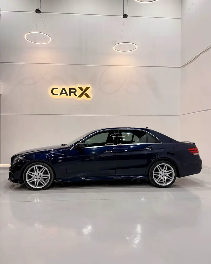 Mercedes-Benz E300 | E-Class | GCC | Premium Sedan | Excellent Condition. - Image 7