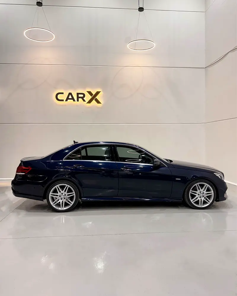 Mercedes-Benz E300 | E-Class | GCC | Premium Sedan | Excellent Condition. - Image 8