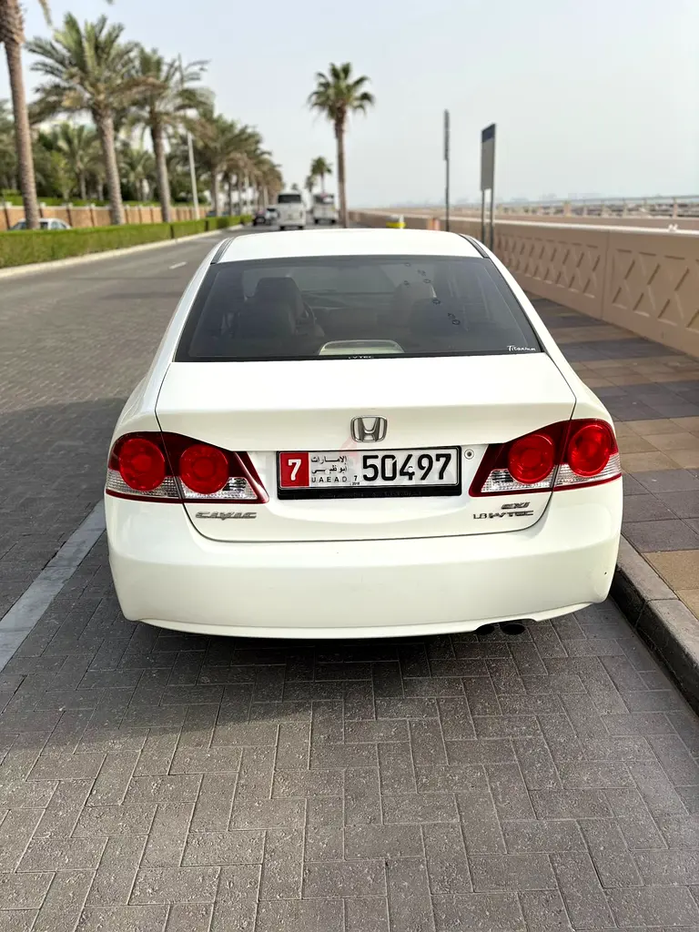 Honda Civic 2008 EXi | GCC Specs | Well Maintained - Image 4