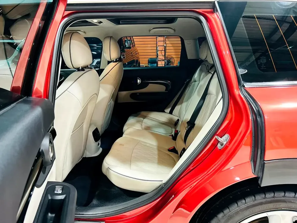 2022 MINI Cooper Clubman - American Specs - Excellent Condition - Image 12
