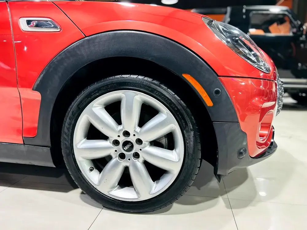2022 MINI Cooper Clubman - American Specs - Excellent Condition - Image 14