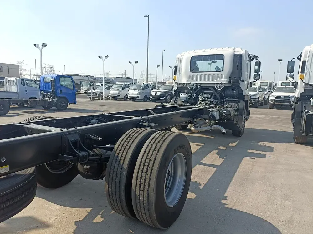 Isuzu FVR Truck - Image 6