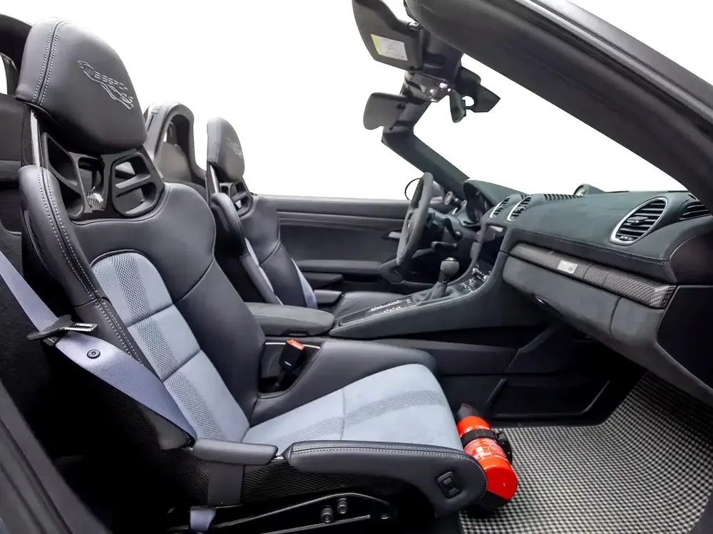 2025 Porsche | Boxster Spyder | RS Weissach | GCC Specs | With Warranty - Image 11