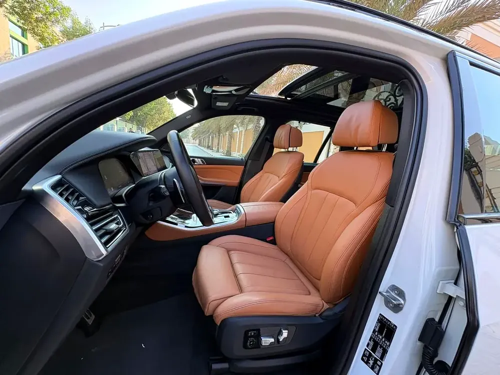 BMW X5 2019-106000KM-GCC Specs - Excellent Condition - Image 11