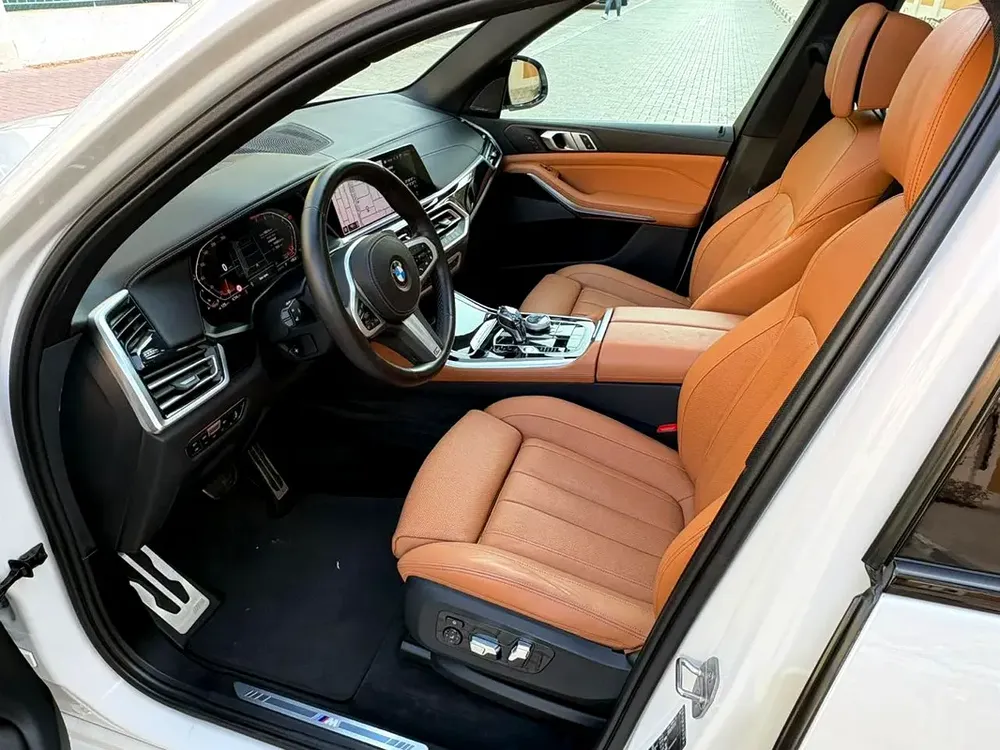 BMW X5 2019-106000KM-GCC Specs - Excellent Condition - Image 12