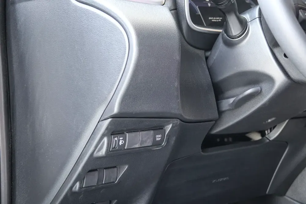 COROLLA CROSS HV FULL 2025 - For Export - Image 16