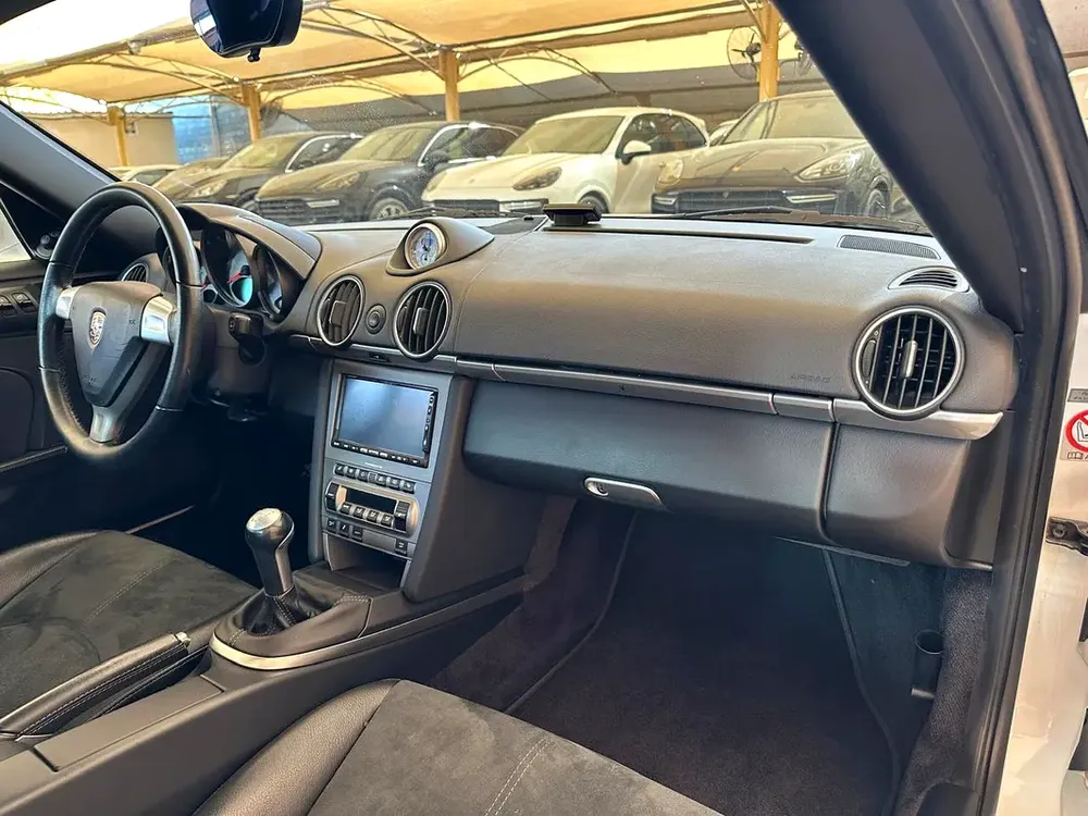 PORSCHE CAYMAN S 2008 3.4L | 6F MANUAL TRANSMISSION | FULL SERVICE HISTORY | SPORTS CHRONO PACKAGE - Image 16