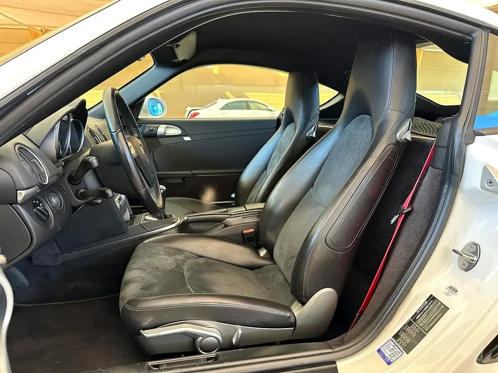 PORSCHE CAYMAN S 2008 3.4L | 6F MANUAL TRANSMISSION | FULL SERVICE HISTORY | SPORTS CHRONO PACKAGE - Image 17