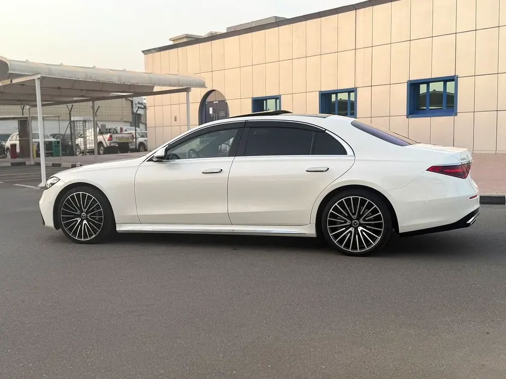 MERCEDES S 500L - AMG PACKAGE - 2021 - 22,000 kms - FULL OPTION - JAPANESE SPEC - Image 4