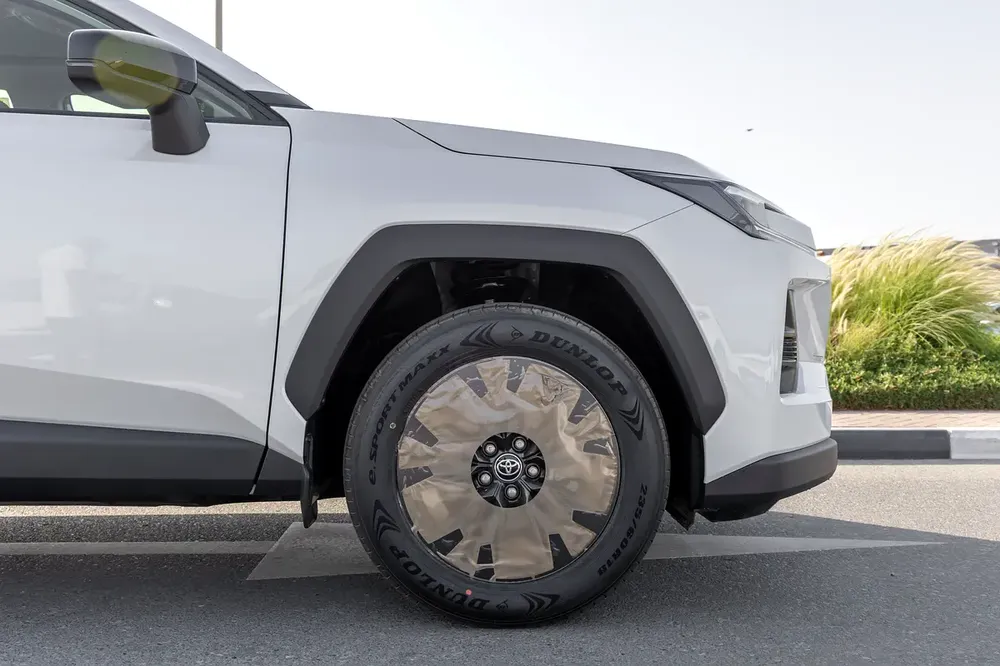 Toyota RAV4 XLE | 2026 | GCC | BRAND NEW | AWD | V4 2.0L | White | (EXPORT) - Image 8