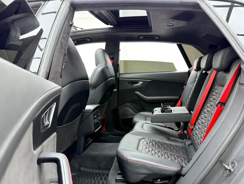 2020 Audi RSQ8 4.0TFSI Quattro, Warranty, Carbon Fiber Package, Excellent Condition, GCC - Image 17