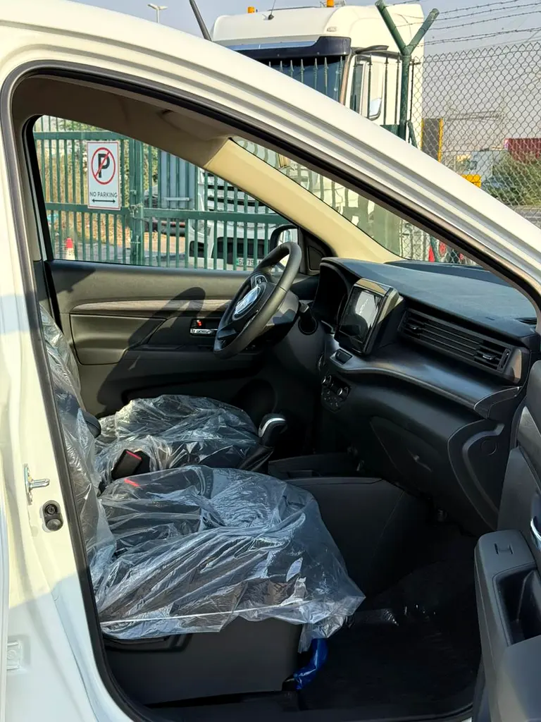 Suzuki Ertiga GLX 2026 - Brand New 7-Seater - GCC Specs - Image 10