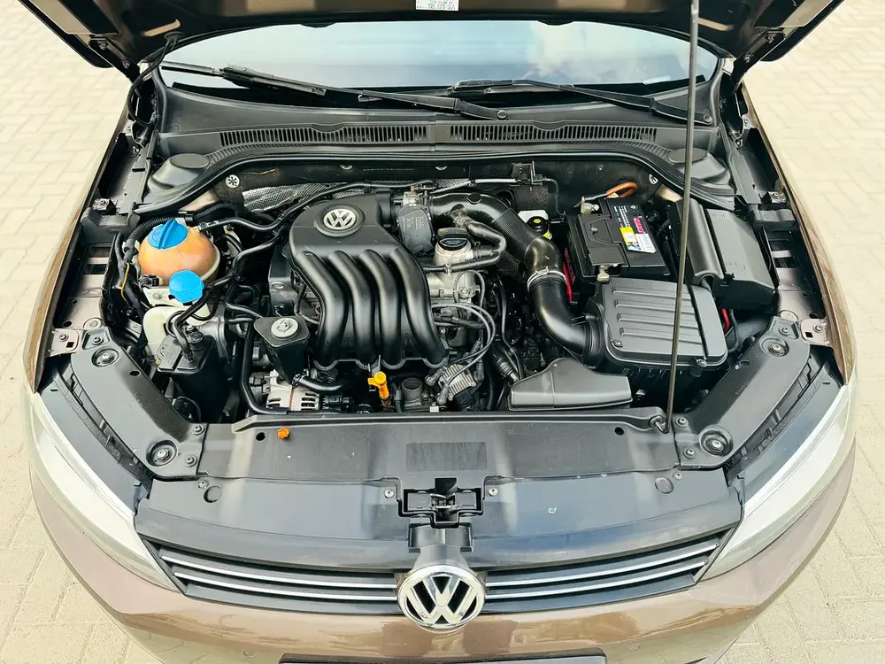 2012 VOLKSWAGEN JETTA 2.0L GCC SPECIFICATION FULL OPTION IN EXCELLENT CONDITION - Image 20