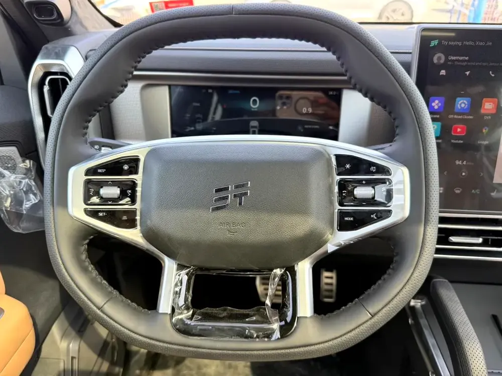 JETOUR T2 2.0L PET BLACK 2025 - Image 9