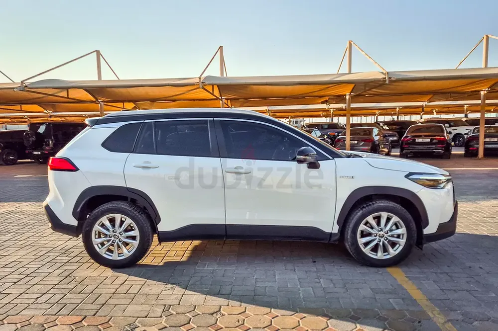 AED 1413/month | 2024 Toyota Corolla Cross  | GCC Specs | Ref#414543 - Image 4