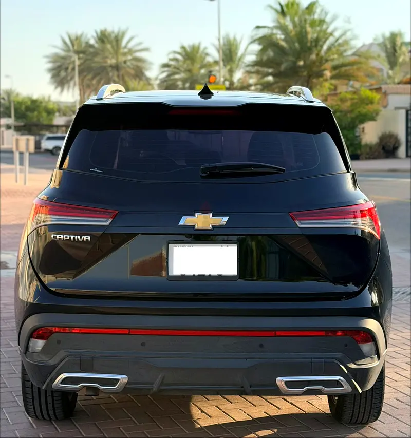 Captiva 7 seater | 2024 LS |  GCC | Dealer Warranty  Service - Image 4