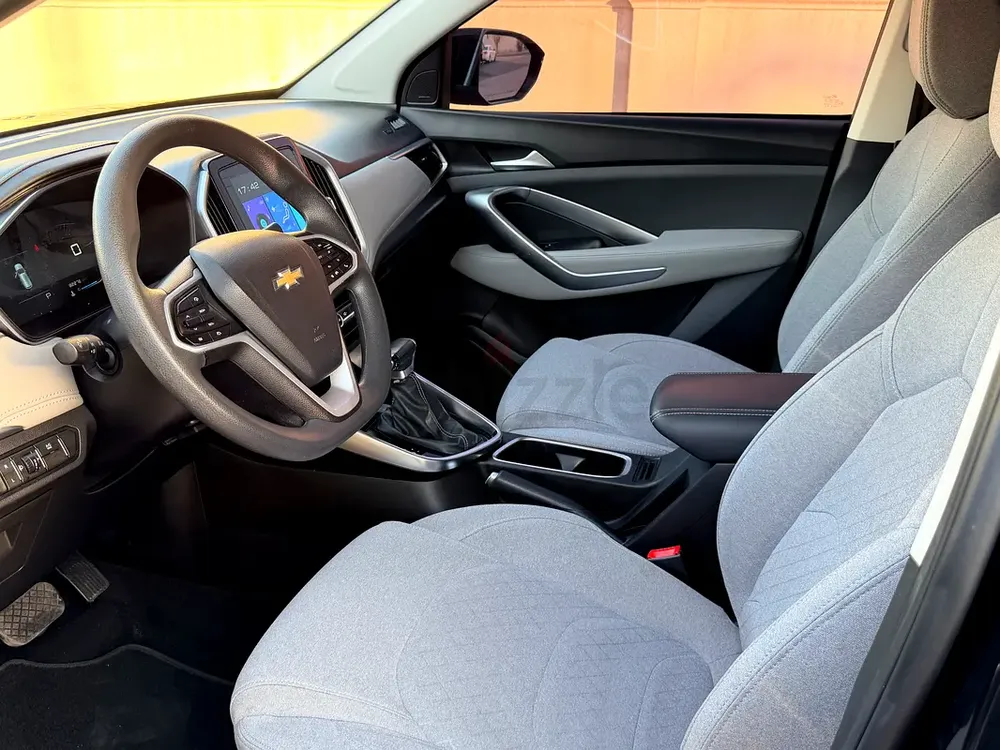 Captiva 7 seater | 2024 LS |  GCC | Dealer Warranty  Service - Image 8