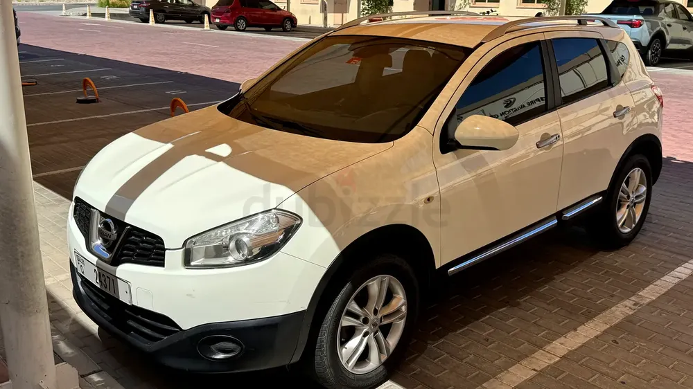 Nissan Qashqai 2014 SE GCC Specs - Image 8
