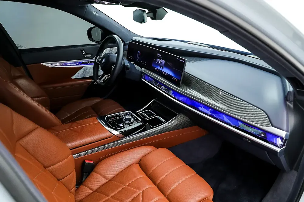 2023 BMW i7 X Drive 60 | GCC Specs | Under Warranty | Service Contract | Excellent Condition - Image 12