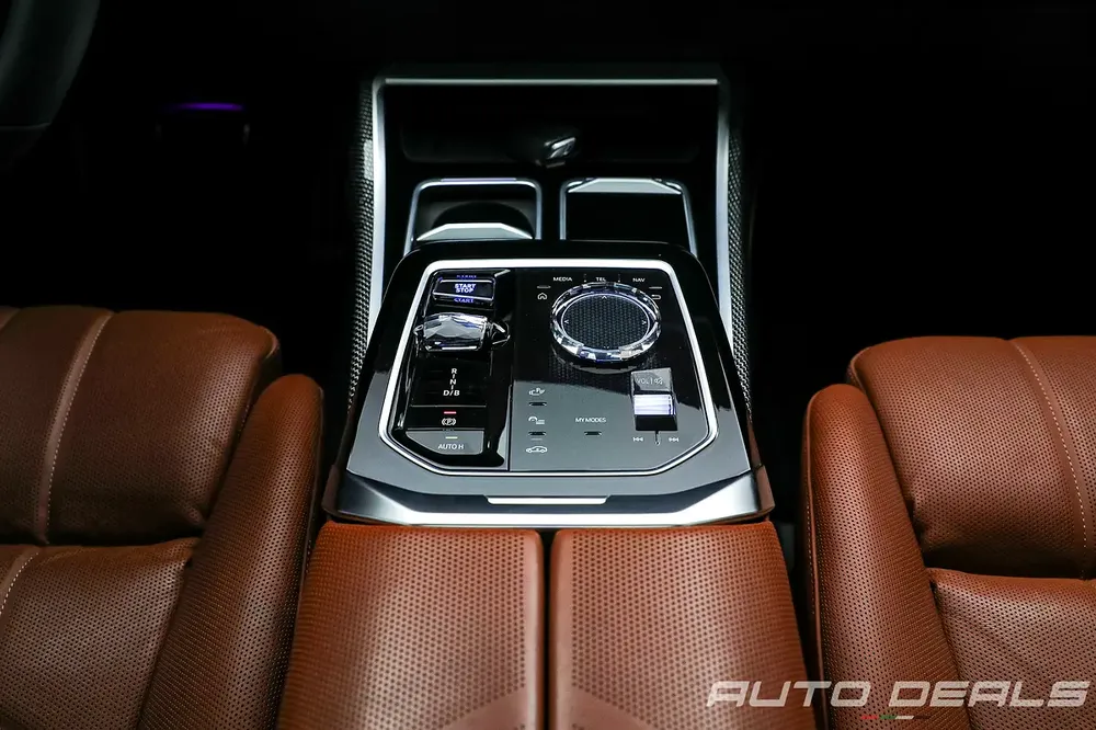 2023 BMW i7 X Drive 60 | GCC Specs | Under Warranty | Service Contract | Excellent Condition - Image 14