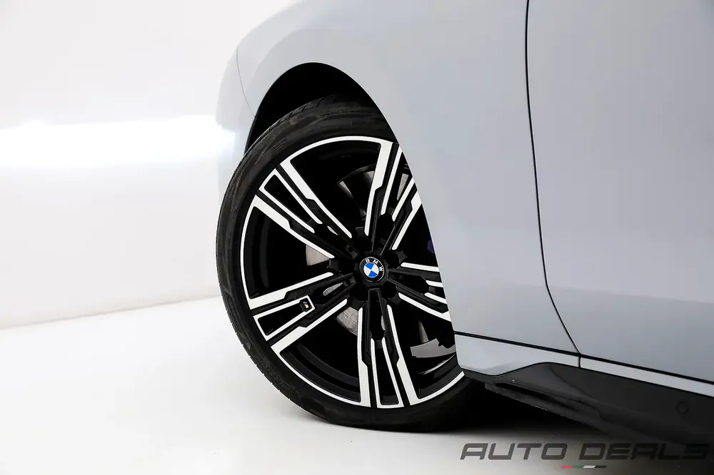 2023 BMW i7 X Drive 60 | GCC Specs | Under Warranty | Service Contract | Excellent Condition - Image 9