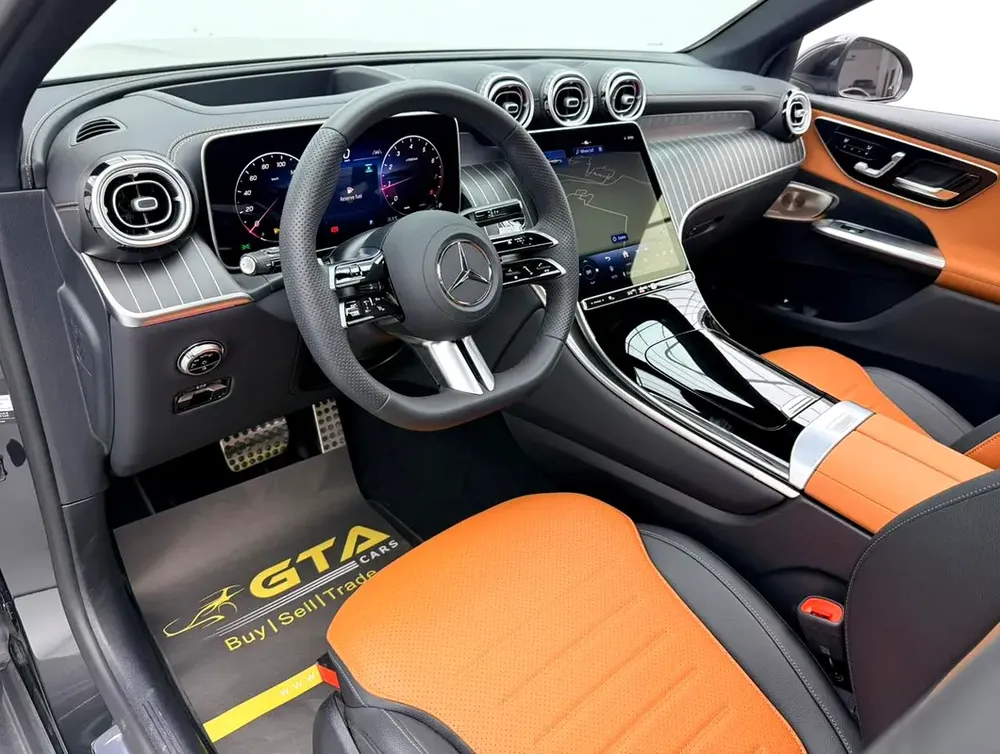 2026 Mercedes Benz GLC200 Premium Plus, 5 Years MB Warranty, Full MB Service History, Low Km, GCC - Image 10