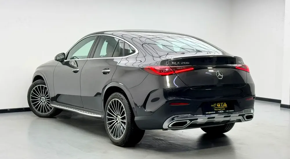2026 Mercedes Benz GLC200 Premium Plus, 5 Years MB Warranty, Full MB Service History, Low Km, GCC - Image 6