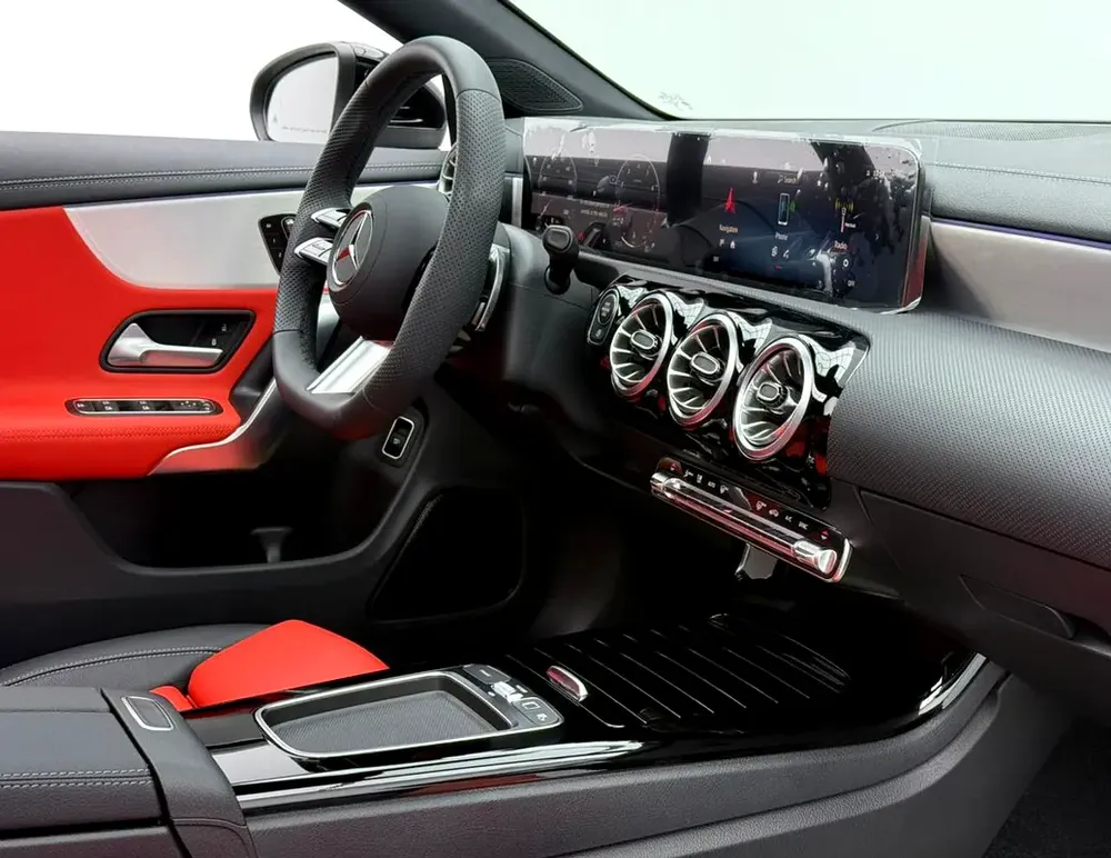 *Brand New* 2025 Mercedes-Benz CLA200 AMG Premium, 2030 Mercedes Warranty, Delivery Kms, GCC - Image 7