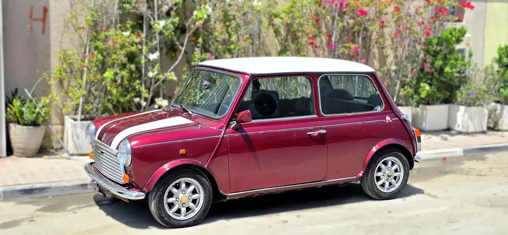 Classic 1990 MINI Cooper - GCC Specs - Image 5