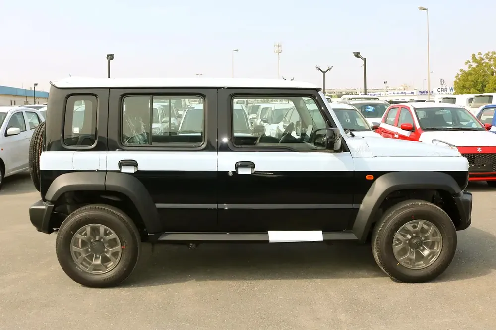 2026 Suzuki Jimny GLX AT 5-Door - European Specs - Brand New! - Image 4