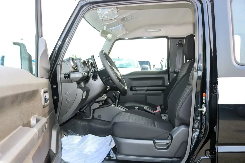 2026 Suzuki Jimny GLX AT 5-Door - European Specs - Brand New! - Image 8
