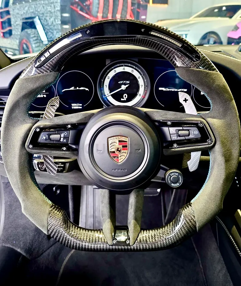Porsche 911 GTS Cabriolet 2023 | F1 Wheel | Alcantara | Fully Protected (PPF) - Image 4