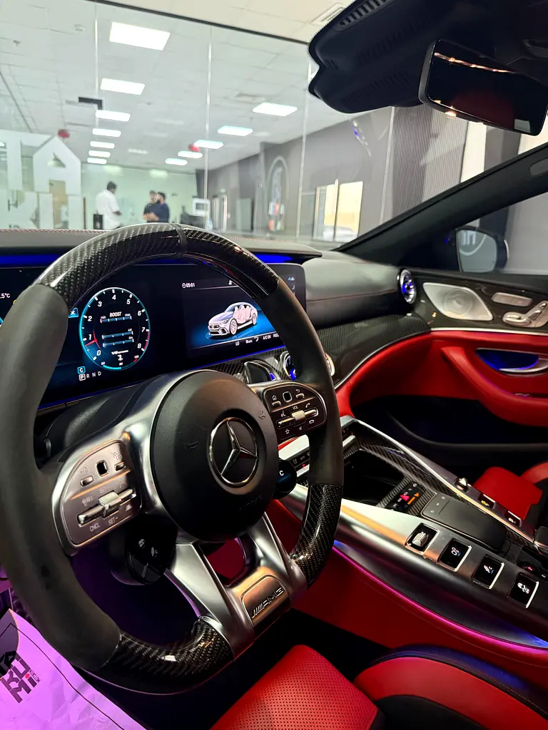 Mercedes-Benz AMG GT63 S 4MATIC+ Biturbo 2020 - Image 9