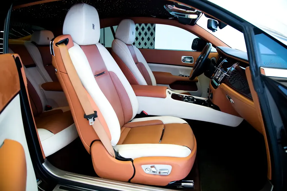 4 BUTTONS | TWO TONE INTERIOR | STARLIGHT | WRAITH - Image 10