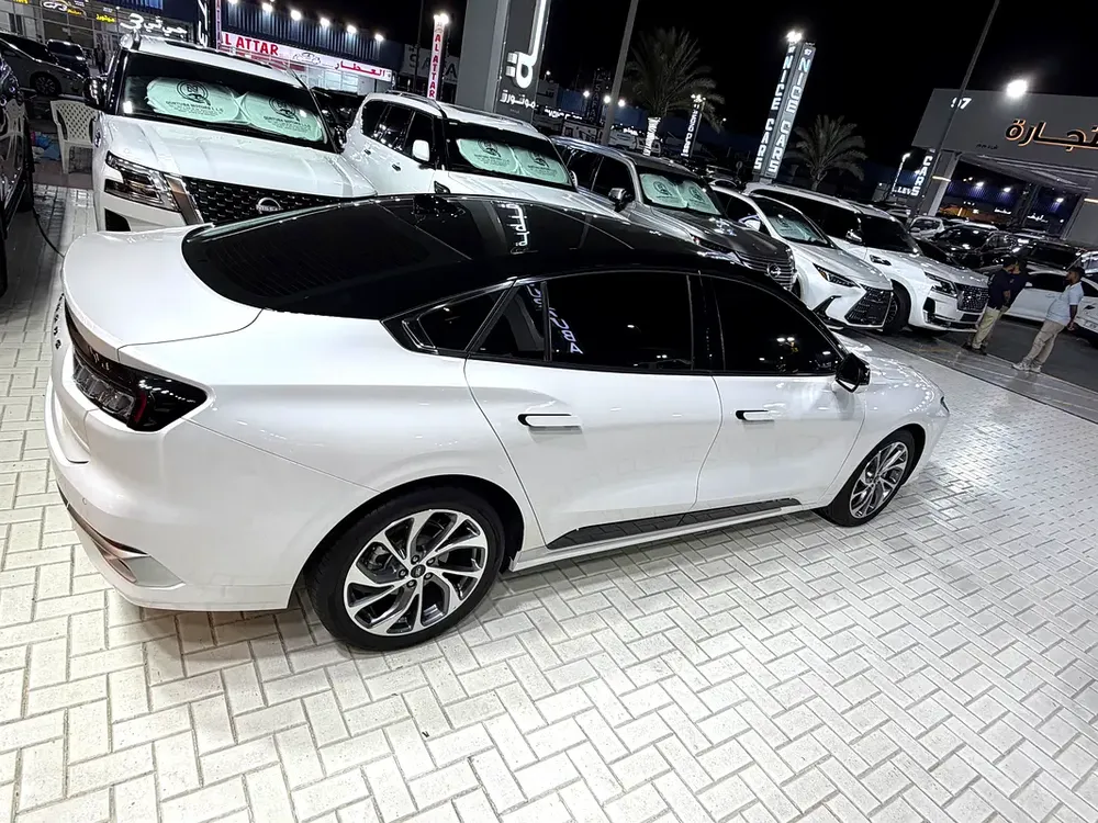 FORD TAURUS 2025 – GCC SPEC
AL TAYER MOTORS SERVICE  WARRANTY - Image 7