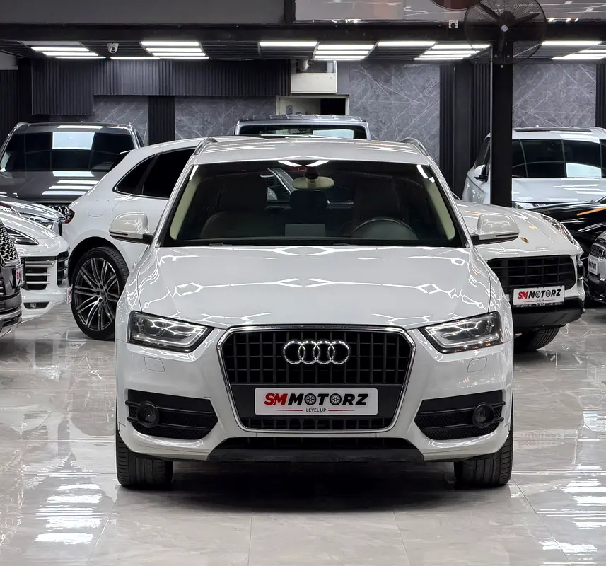 2015 AUDI Q3 S LINE 35TFSI FULLY LOADED WARRANTY AND FINANCE AVAILABLE - Image 4