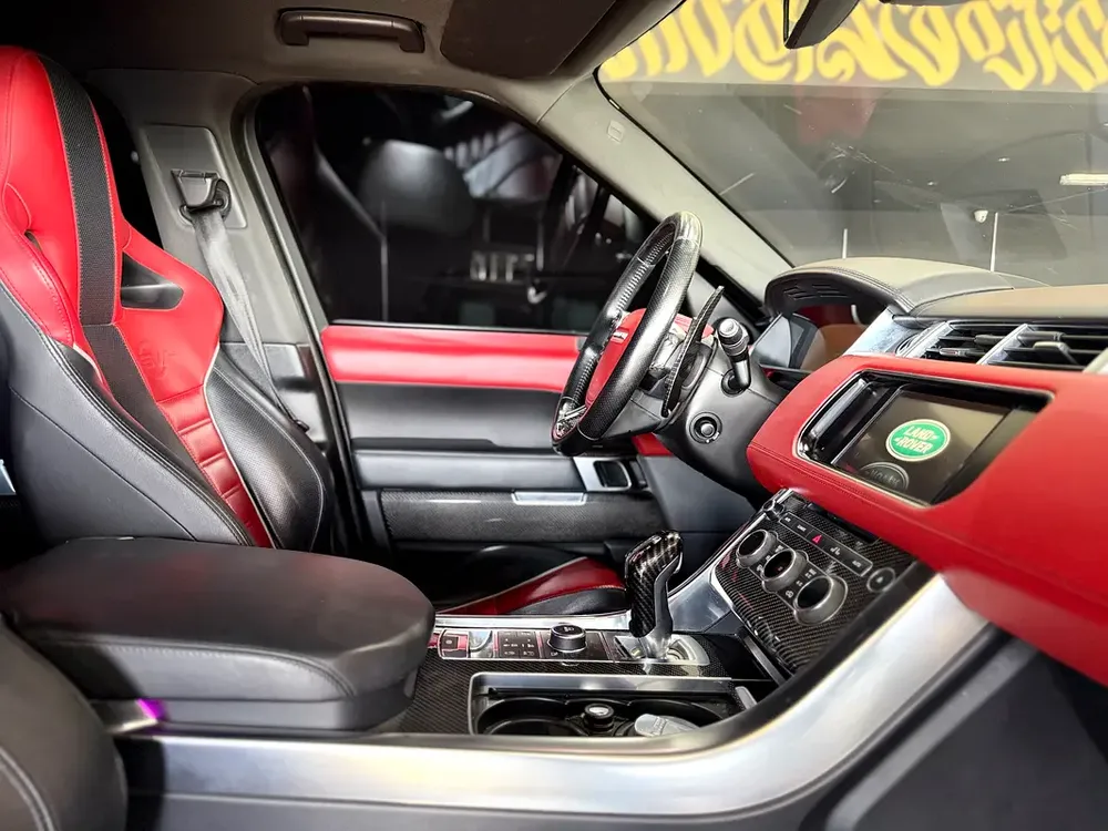 Land Rover Range Rover Sport SVR 2016 GCC Specs - Image 10