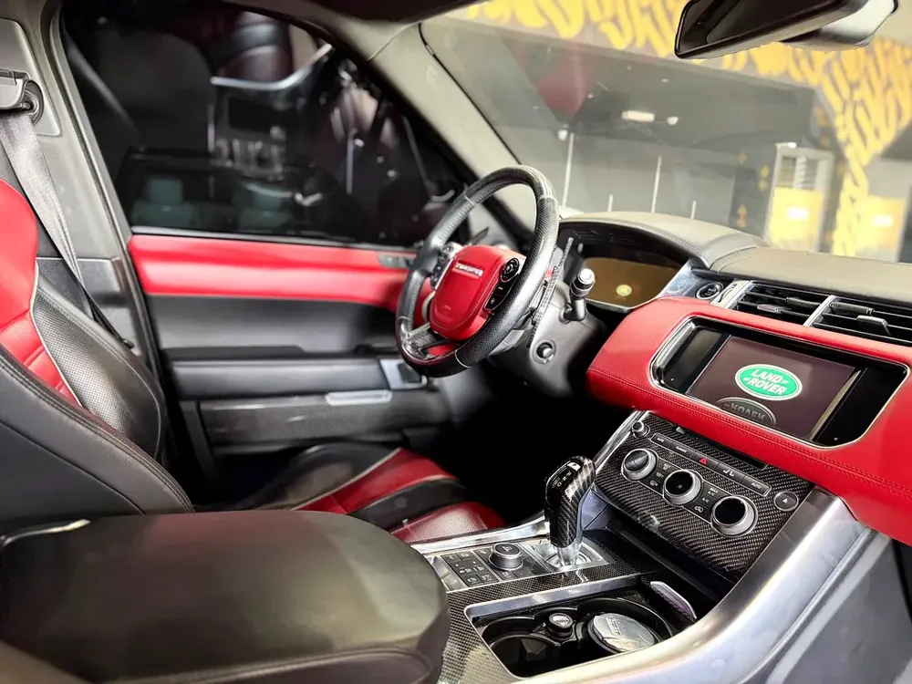 Land Rover Range Rover Sport SVR 2016 GCC Specs - Image 11