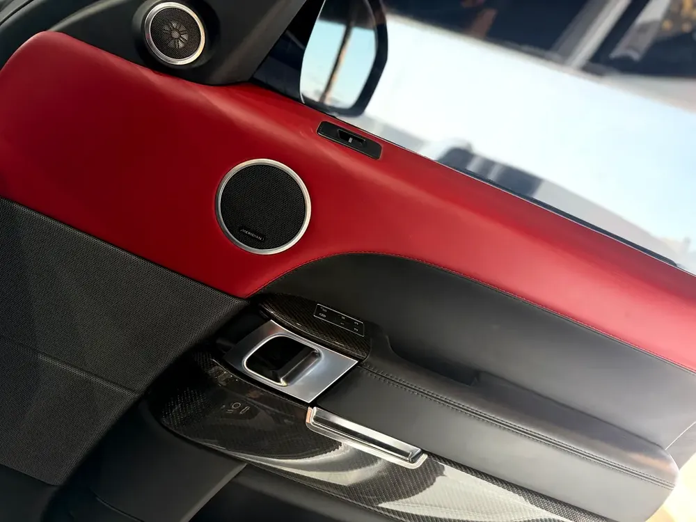 Land Rover Range Rover Sport SVR 2016 GCC Specs - Image 16