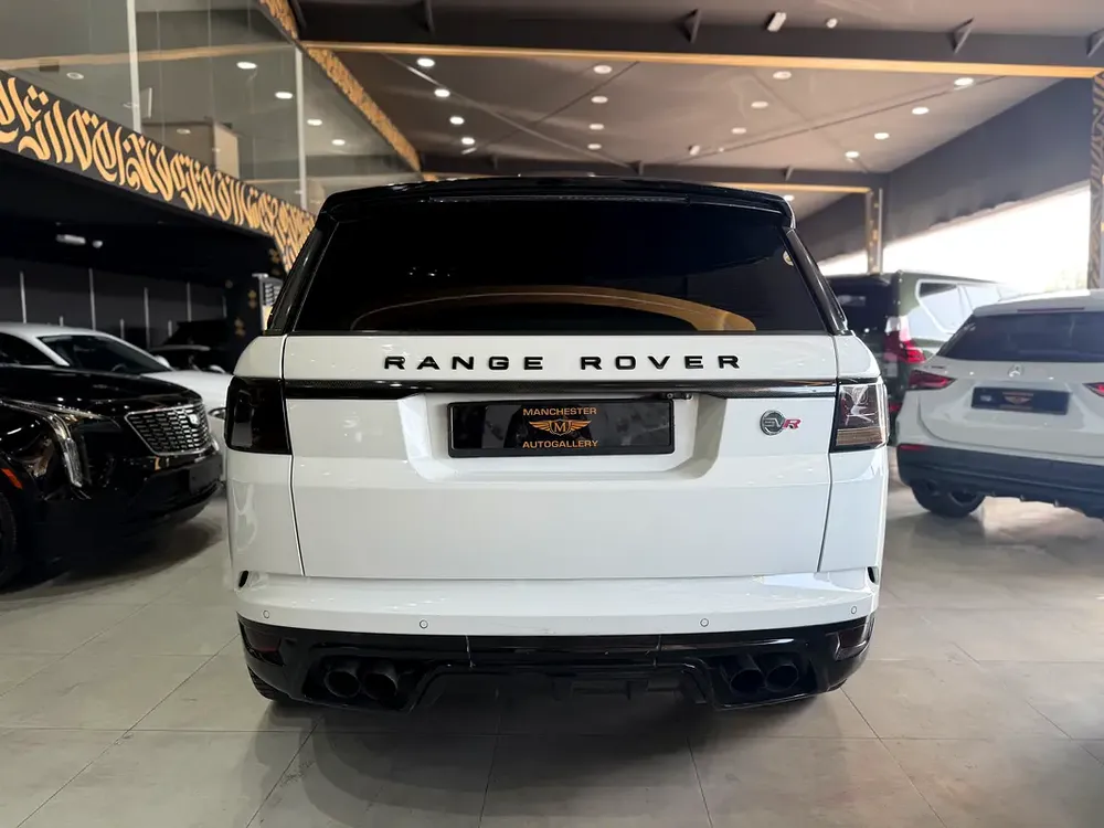 Land Rover Range Rover Sport SVR 2016 GCC Specs - Image 6
