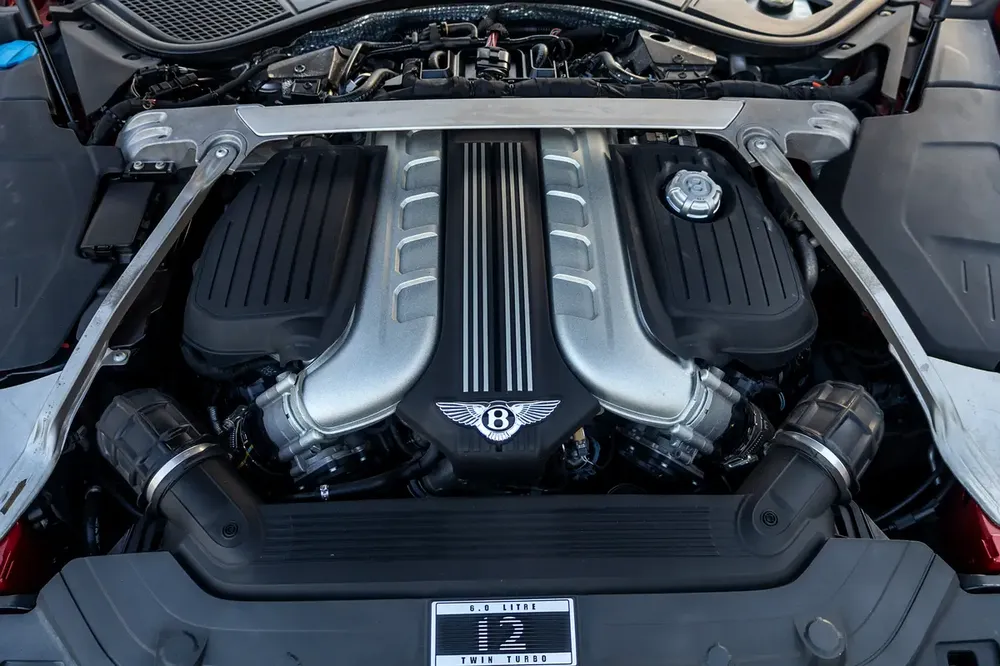 Bentley Continental GT W12 2019 GCC | Warranty - Image 10
