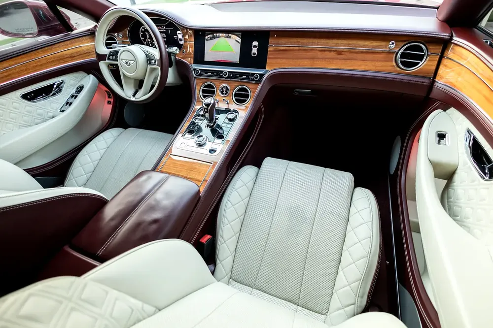 Bentley Continental GT W12 2019 GCC | Warranty - Image 18