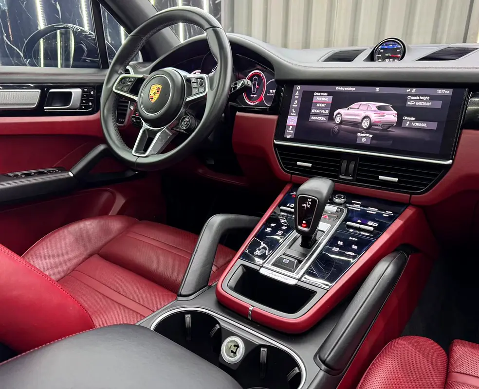 Porsche Cayenne S 2019 GCC specs for 175,000.00 AED - Image 15