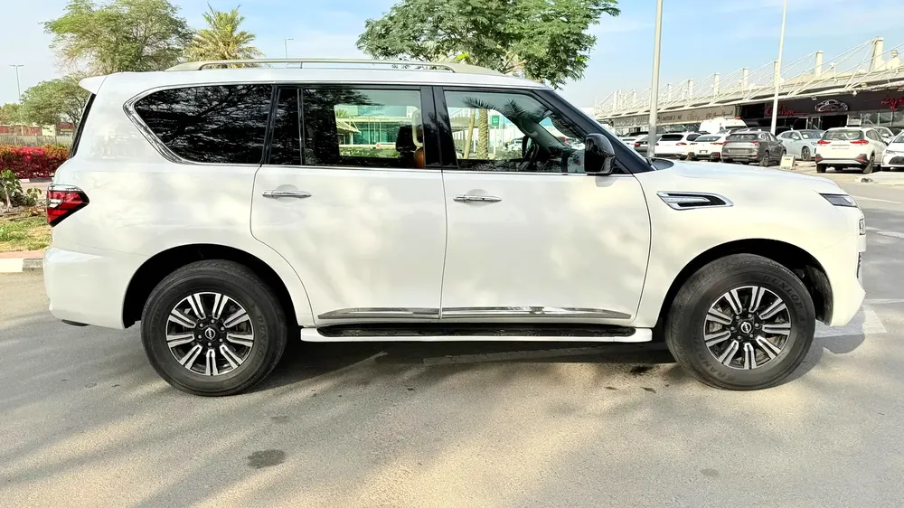 1 YR WARRANTY | GCC | 4.0L | AED 2583 PM - Image 4