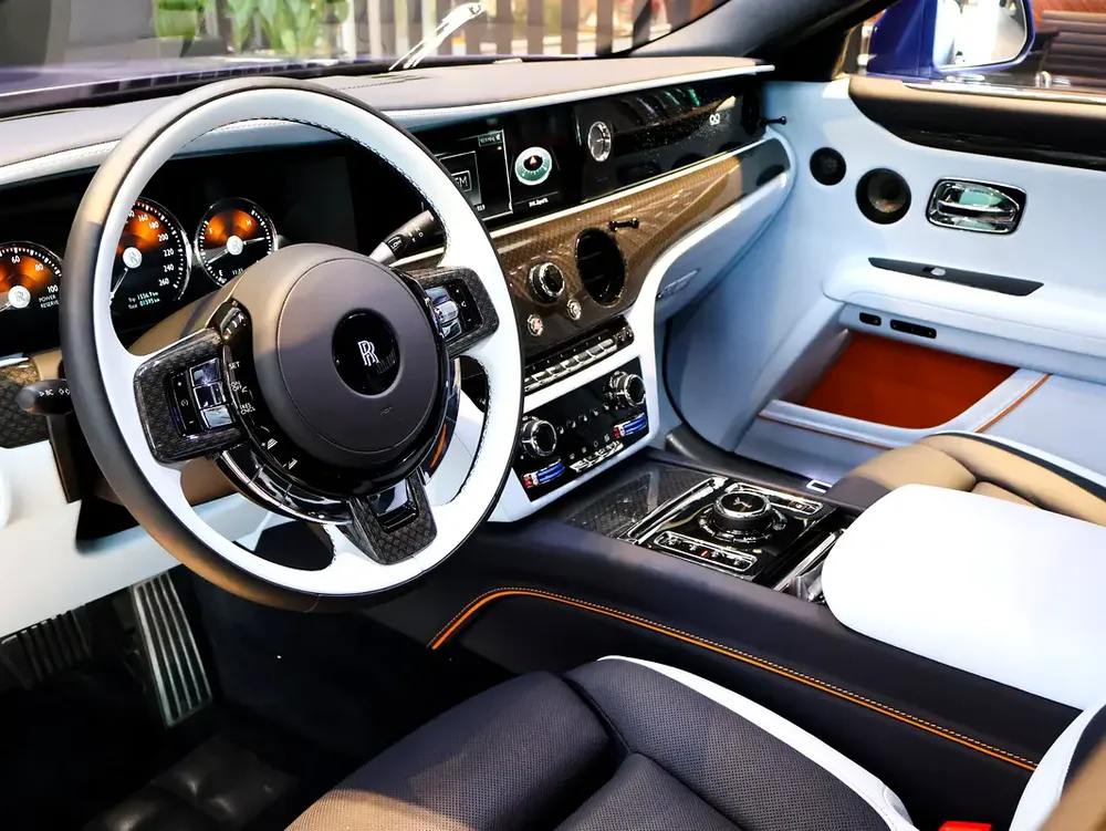 Rolls-Royce Ghost Black Badge / Model Year 2024 / 1,595 Kms - Image 4