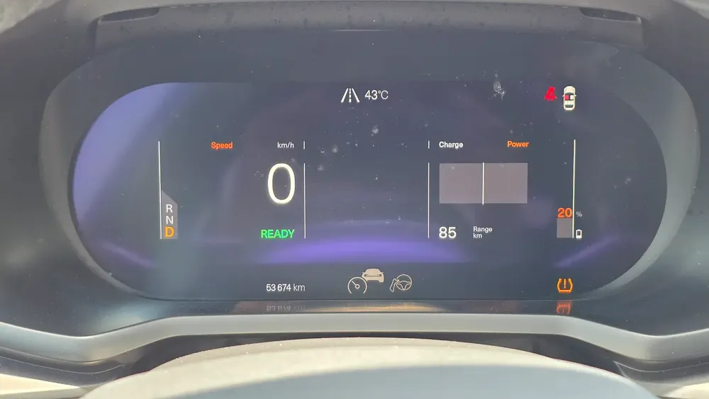 2023 POLESTAR 2 LONG RANGE SINGLE MOTOR | GCC SPEC | WARRANTY - Image 9