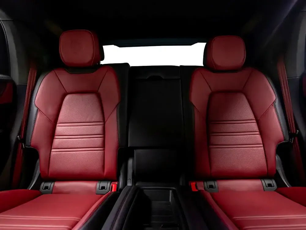2024 | Porsche | Cayenne | Turbo GT Coupe | GCC Spec | With Warranty - Image 16