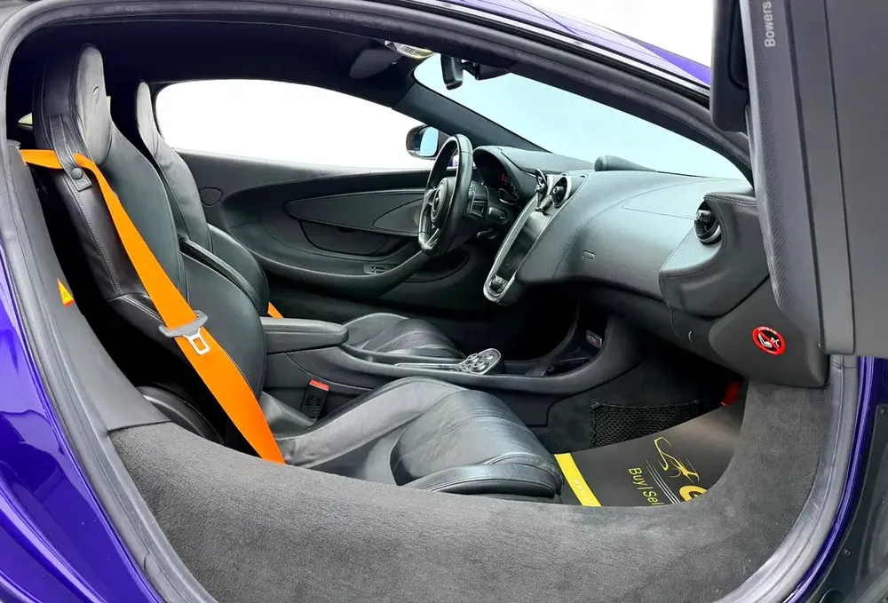 2019 McLaren 570 S, 2026 McLaren Warranty, 2027 McLaren Service Pack, Low km, GCC - Image 10