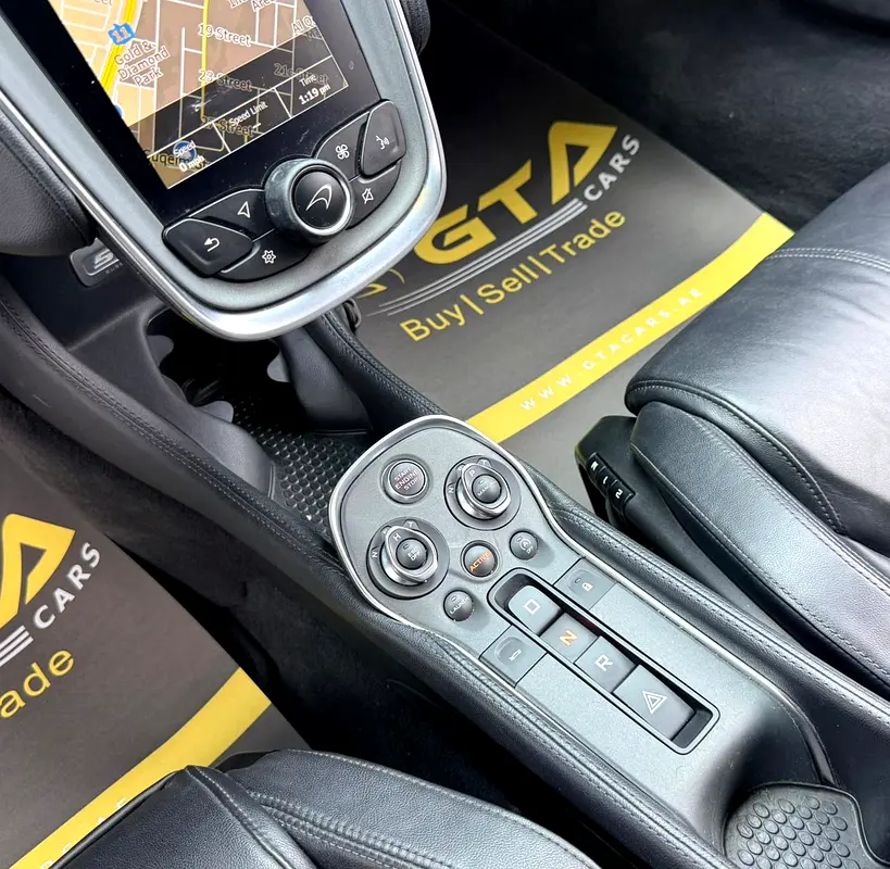 2019 McLaren 570 S, 2026 McLaren Warranty, 2027 McLaren Service Pack, Low km, GCC - Image 14
